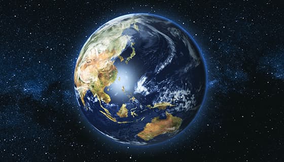 宇宙中完整的圆形蓝色地球高清图片素材(JPG)