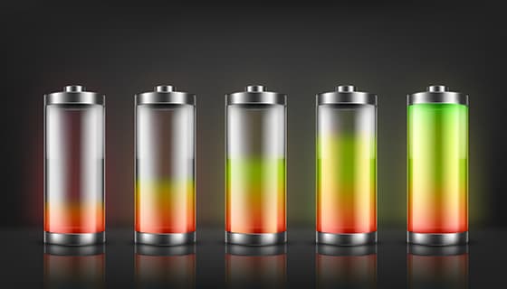 五个不同颜色和电量的电池矢量素材(EPS)